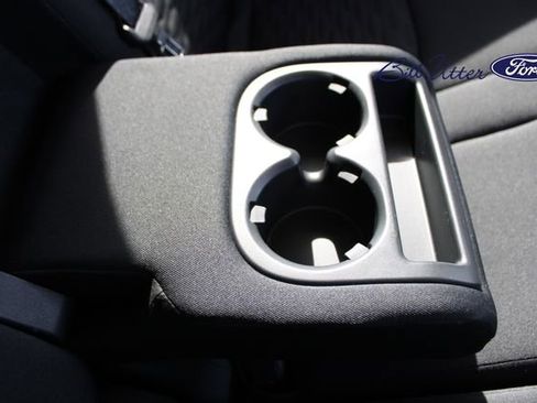 Used 2025 Nissan Pathfinder SV image 14