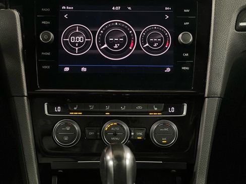 Used 2019 Volkswagen Golf R 4-Door AWD/4WD image 19