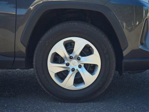 Used 2021 Toyota RAV4 LE w/ Carpet Mat Package (TMS) FWD image 56
