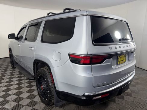 Used 2022 Jeep Wagoneer Series III image 8