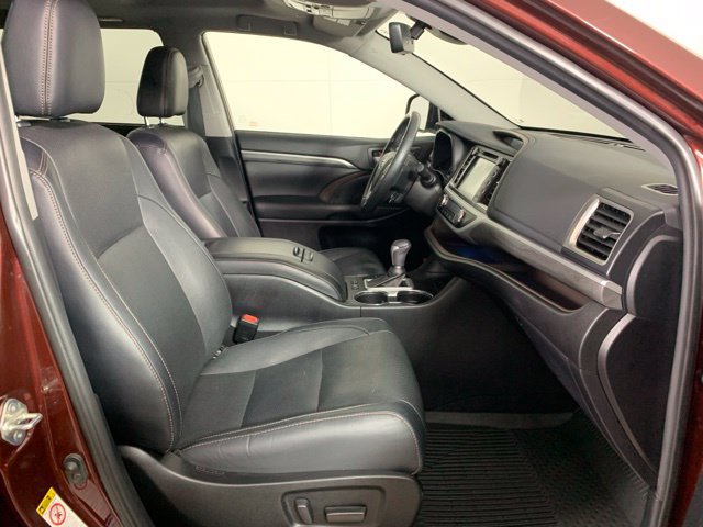 Used 2019 Toyota Highlander Limited AWD/4WD image 23