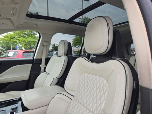 Certified 2020 Lincoln Aviator Black Label w/ Dynamic Handling Package image 25