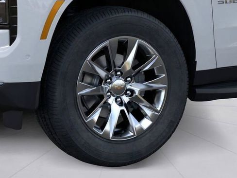 New 2026 Chevrolet Suburban Premier AWD/4WD image 9