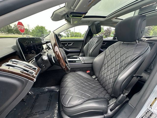 Certified 2022 Mercedes-Benz S 580 4MATIC Sedan image 17