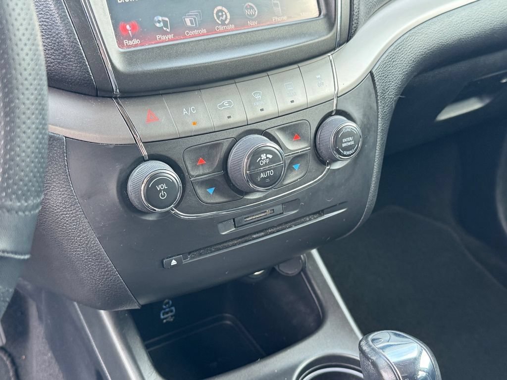 Used 2018 Dodge Journey Crossroad FWD image 23