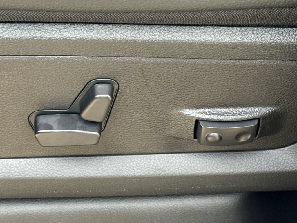 New 2026 RAM 3500 Laramie w/ Night Edition AWD/4WD image 22