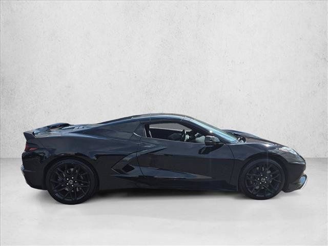 Used 2024 Chevrolet Corvette Stingray Preferred Conv w/ Z51 Performance Package RWD image 4