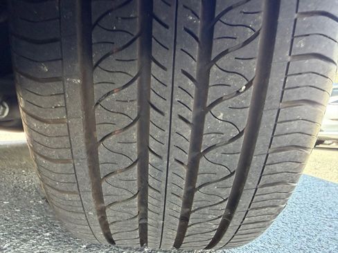 Used 2021 Tesla Model Y Long Range image 56