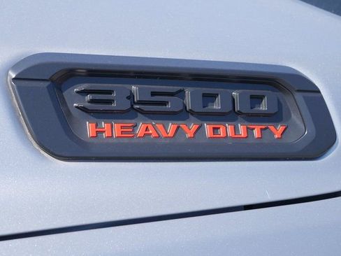 New 2023 RAM 3500 Tradesman image 9