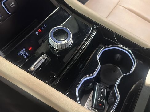 Used 2023 Jeep Grand Cherokee Limited image 25