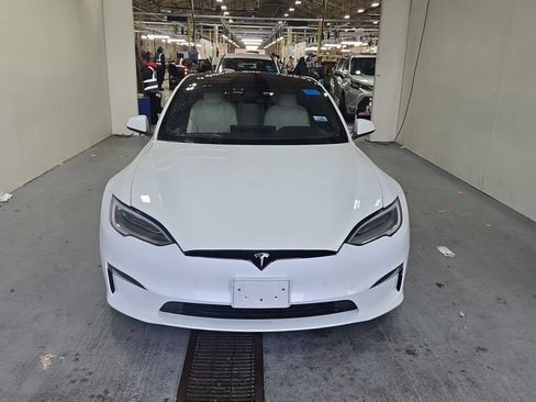 Used 2021 Tesla Model S Plaid image 2