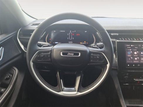 Used 2023 Jeep Grand Cherokee L Laredo w/ Luxury Tech Group I image 12