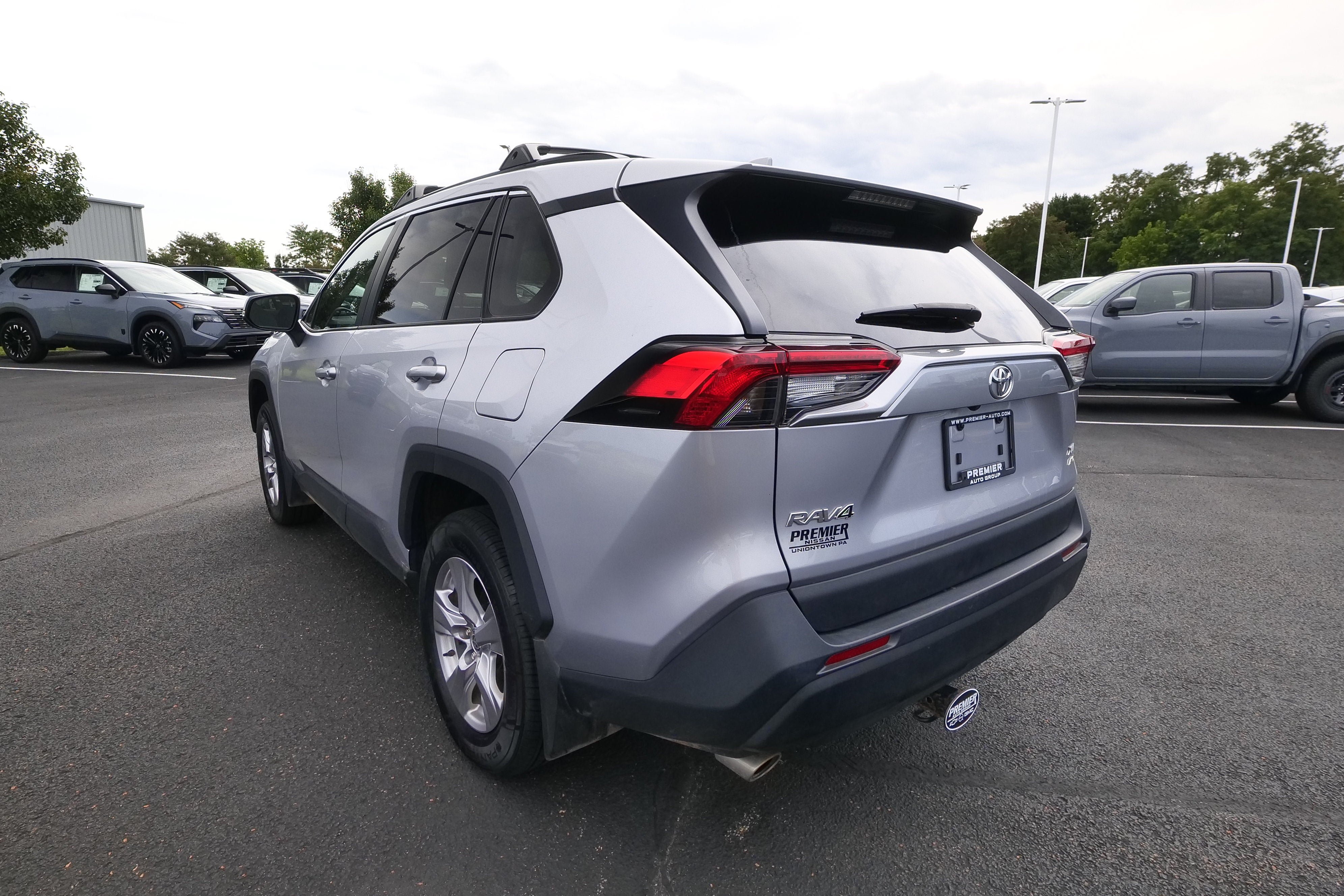 Used 2023 Toyota RAV4 XLE AWD/4WD image 8