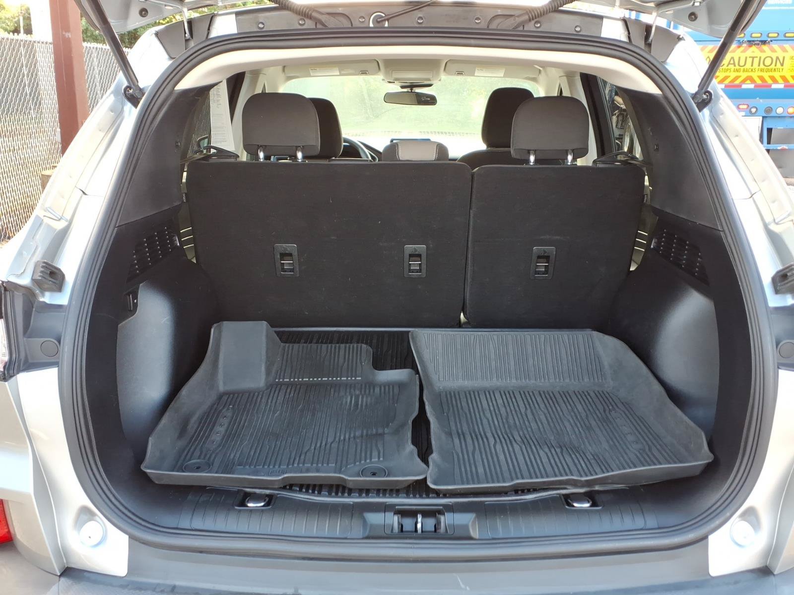 Used 2022 Ford Escape SE FWD image 25