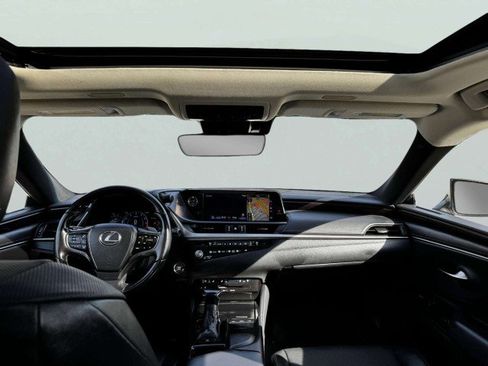 Used 2021 Lexus ES 250 w/ Premium Package image 38