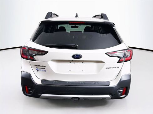 Used 2020 Subaru Outback Limited AWD/4WD image 10