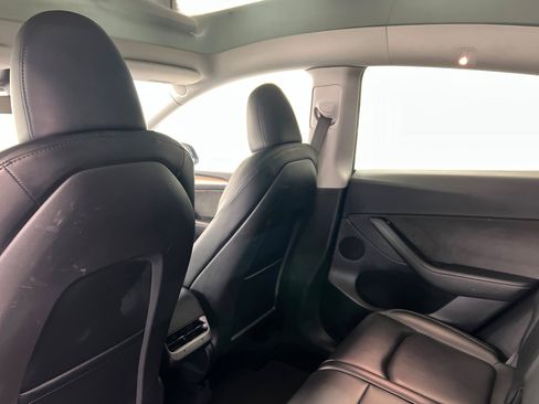 Used 2024 Tesla Model Y Long Range image 20