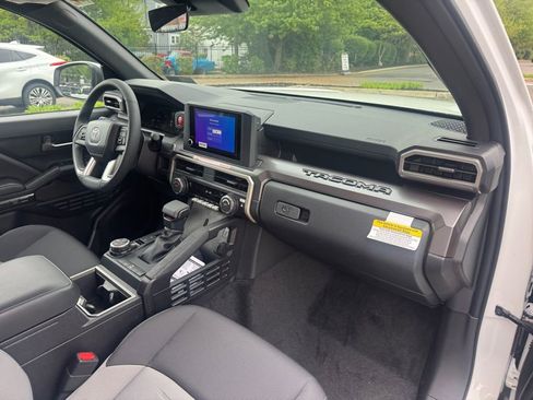 New 2026 Toyota Tacoma TRD Off-Road AWD/4WD image 16