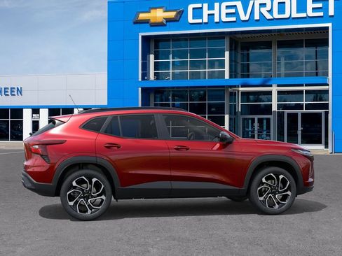 New 2026 Chevrolet Trax RS FWD image 5