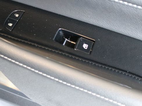 Certified 2025 INFINITI QX80 Sensory image 42