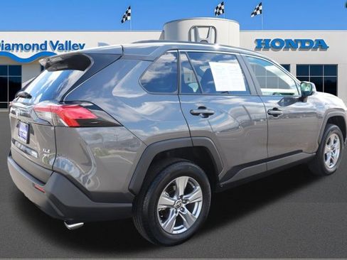 Used 2025 Toyota RAV4 XLE image 6