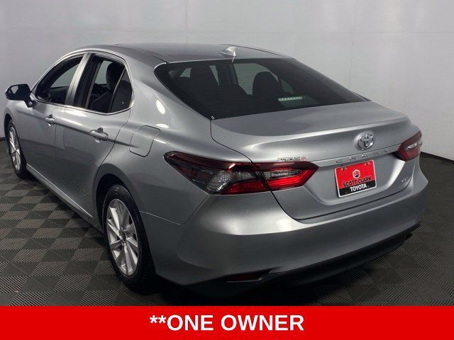Used 2024 Toyota Camry LE w/ Convenience Package FWD image 6