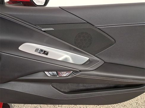 Used 2020 Chevrolet Corvette Stingray image 15