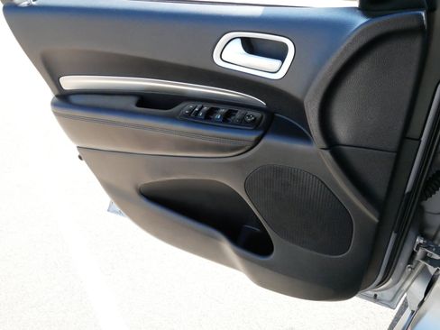 Used 2019 Dodge Durango SXT image 26