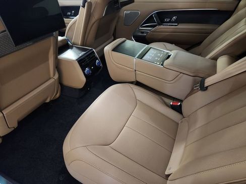 New 2026 Land Rover Range Rover Long Wheelbase Autobiography image 28