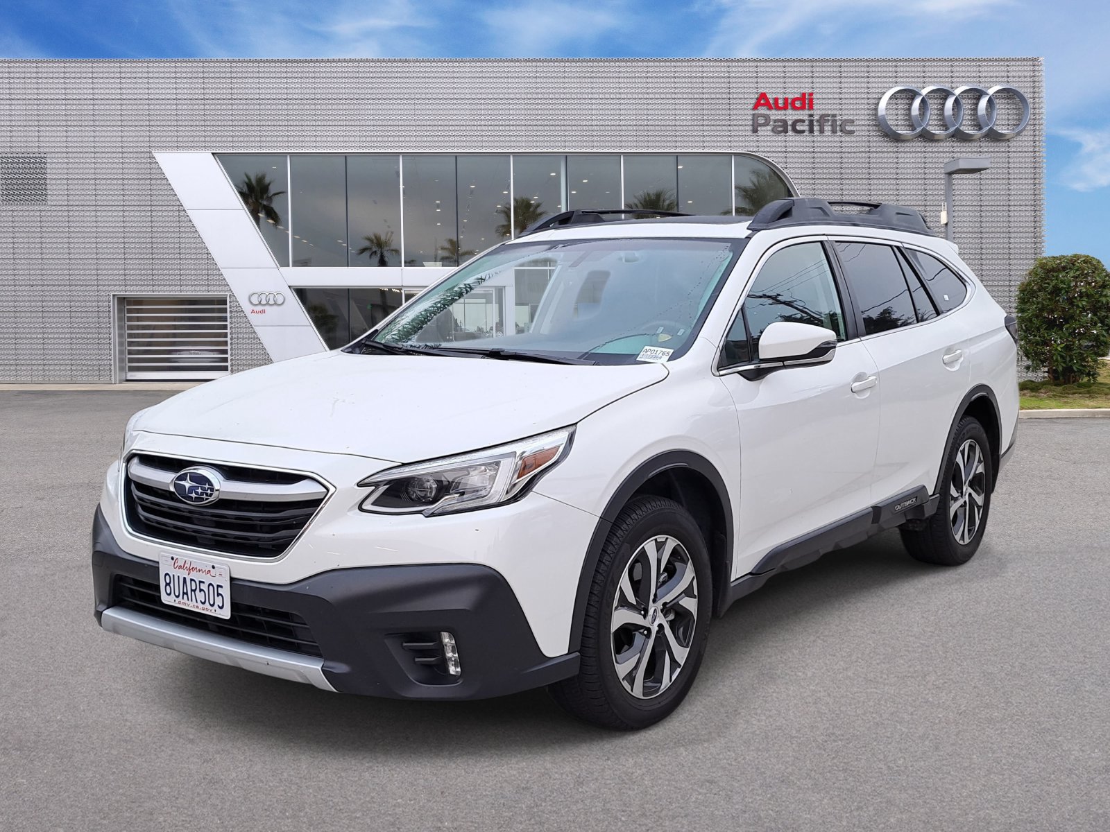 Used 2021 Subaru Outback Limited XT w/ Popular Package #2 AWD/4WD image 1