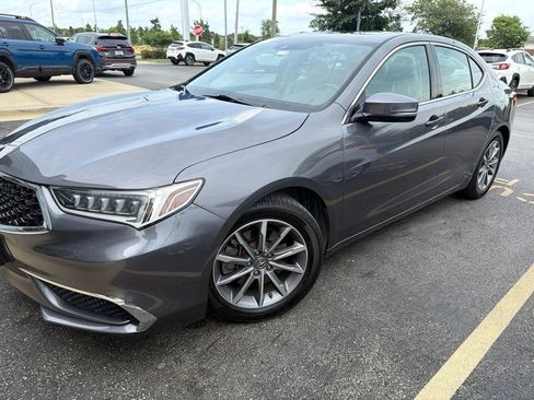 Used 2019 Acura TLX FWD image 4