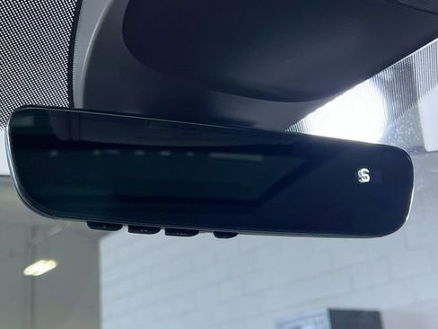 Used 2024 Volkswagen Taos SE image 26