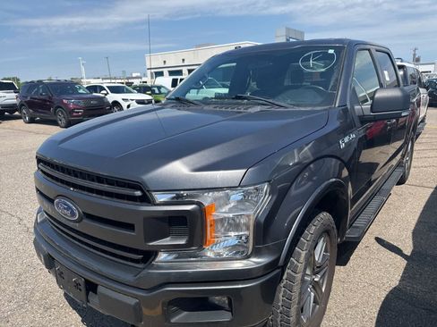 Used 2018 Ford F150 XLT w/ Equipment Group 301A Mid AWD/4WD image 16