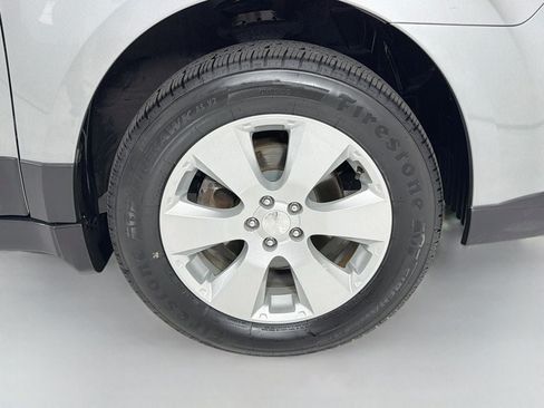 Used 2011 Subaru Outback 2.5i Premium w/ All-Weather Pkg AWD/4WD image 31