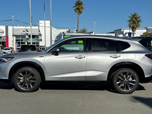 Used 2025 Acura ADX A-Spec image 8