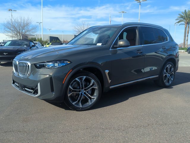 Used 2026 BMW X5 xDrive40i w/ Climate Comfort Package AWD/4WD image 2