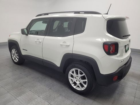 Used 2022 Jeep Renegade Latitude AWD/4WD image 3