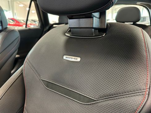 Used 2025 Mercedes-Benz GLC 43 AMG 4MATIC image 15