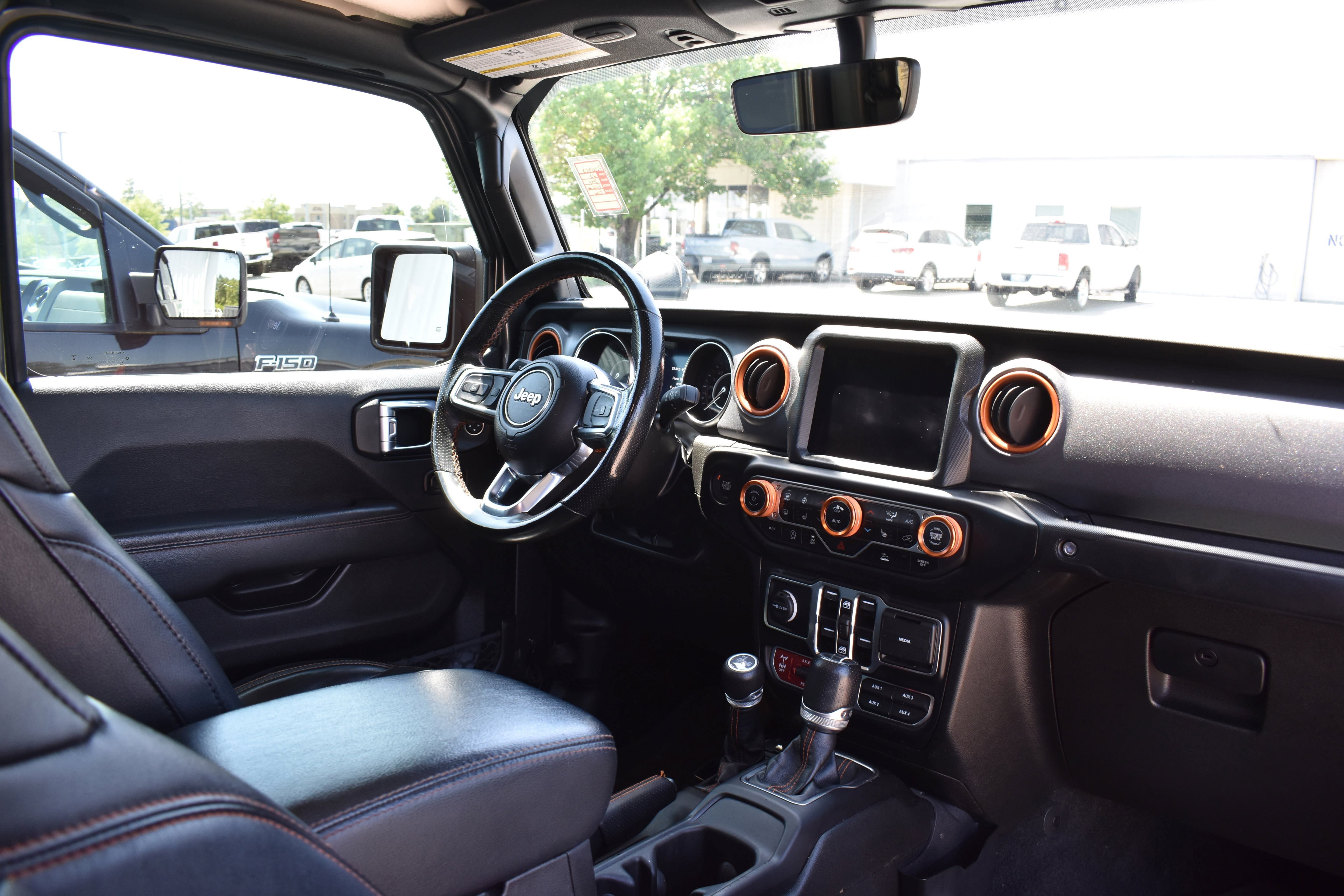 Used 2023 Jeep Gladiator Mojave w/ LED Lighting Group AWD/4WD image 28