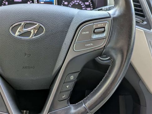 Used 2017 Hyundai Santa Fe Sport image 30