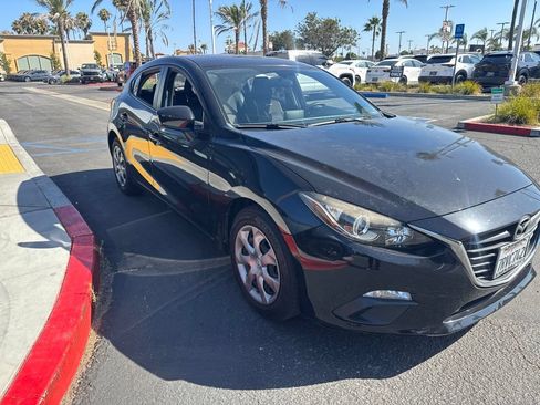Used 2016 MAZDA MAZDA3 i Sport FWD image 33