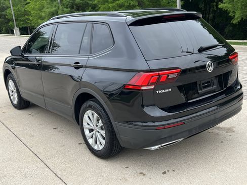 Used 2019 Volkswagen Tiguan S image 8