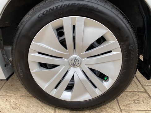 Certified 2023 Nissan Leaf S FWD image 11