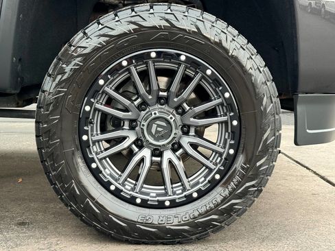 Used 2016 GMC Sierra 2500 Denali w/ Duramax Plus Package image 14