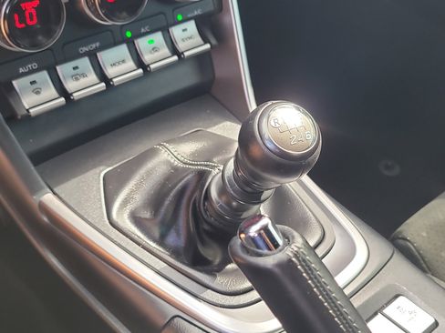 Used 2023 Toyota GR86 Premium image 21