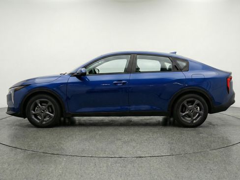 Used 2025 Kia K4 FWD image 5