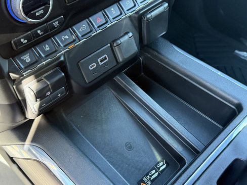 Used 2023 Chevrolet Silverado 3500 High Country w/ Z71 Off-Road Package AWD/4WD image 19