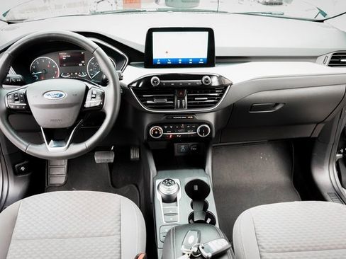 Used 2022 Ford Escape SE w/ Cold Weather Package image 29