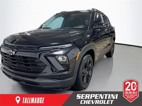 New 2026 Chevrolet TrailBlazer LT w/ Midnight Edition AWD/4WD image 1