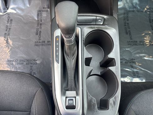 Used 2025 Chevrolet Trax LS image 24